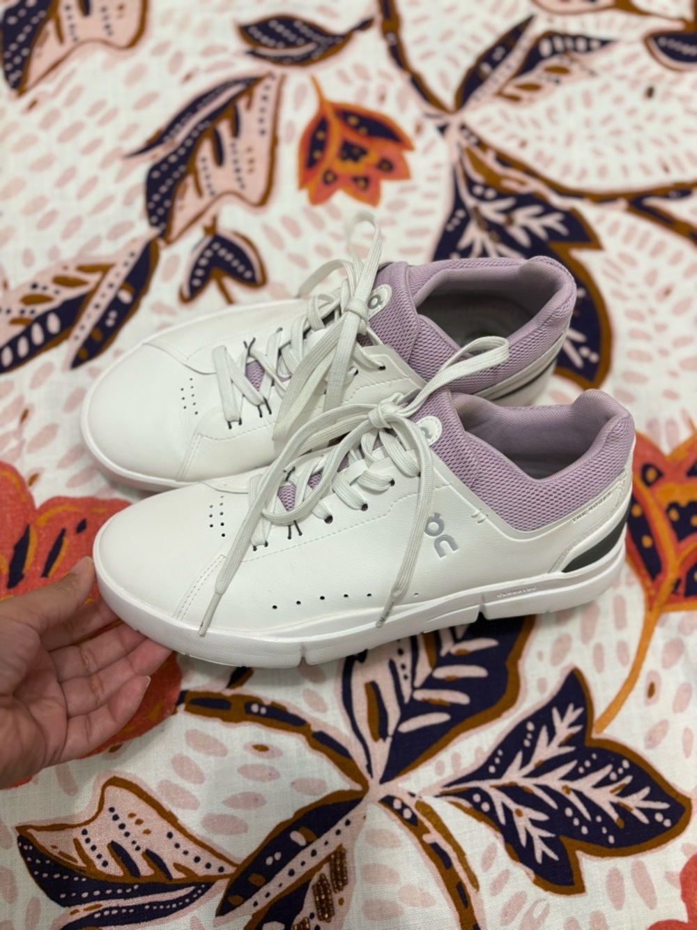 ON The Rodger Advantage Sneakers Size 9- MISSING INSOLES